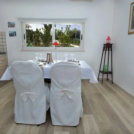Casa Vacanze Simone كونفيرسانو